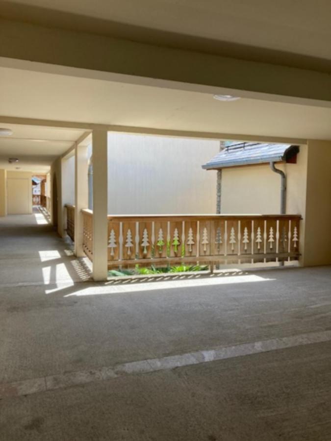 Appartement Étoilé: Résidence Agréable en Haute-Garonne Bagneres-de-Luchon Exterior photo